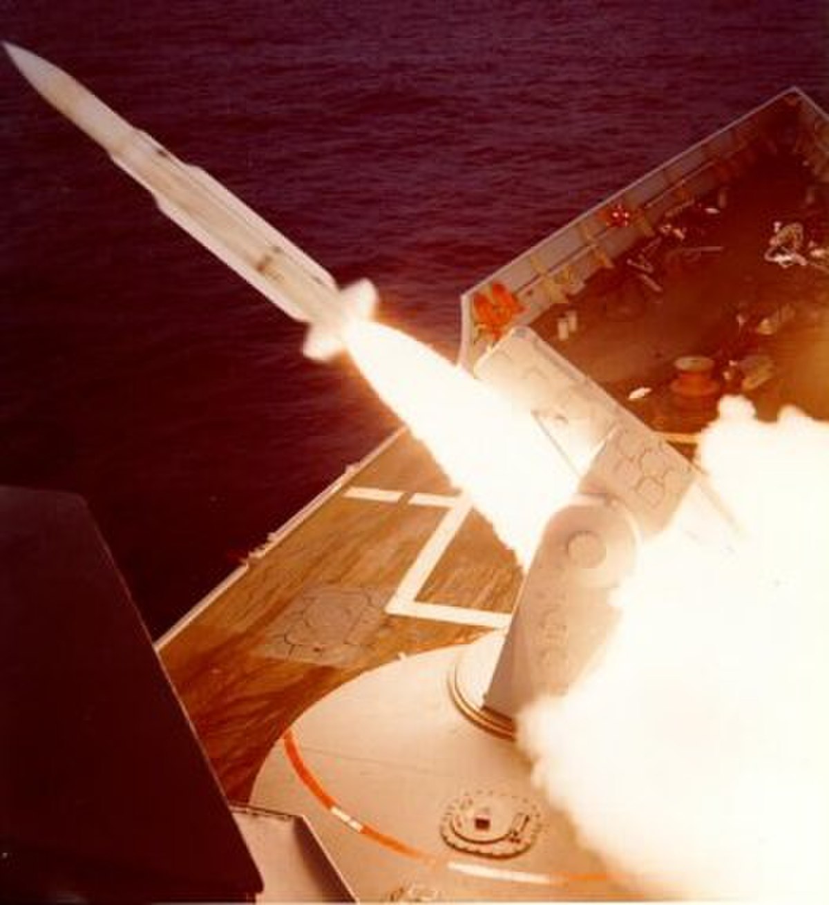 tartar-missile-1_6f672036ef911c5ddd3b24951ea64061.jpg