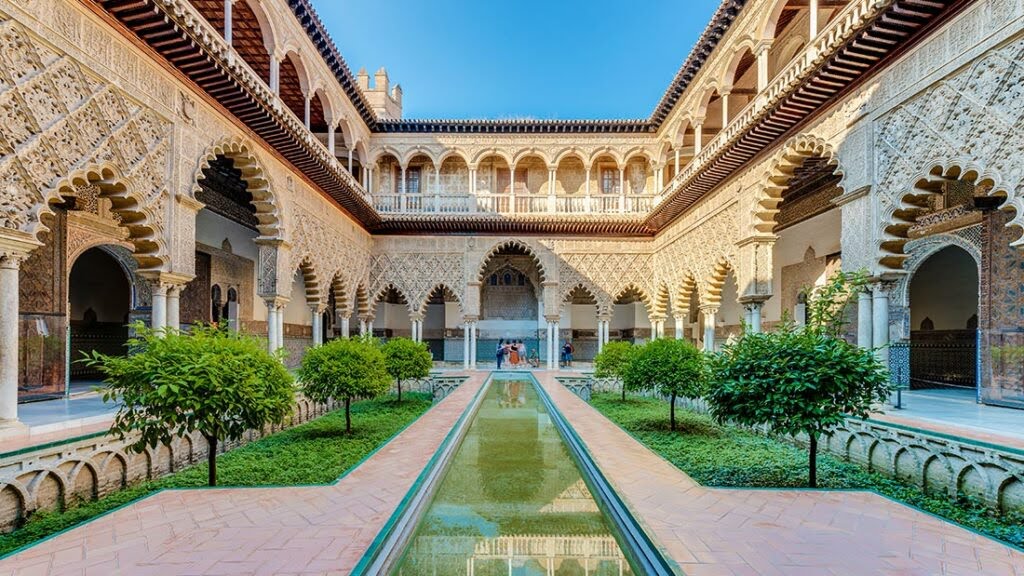 ابن سبعين ينتمي إلى مدينة إشبيلية التي تركها في جولة قادته للوفاة في مكة المكرمة ابن سبعين ينتمي إلى مدينة إشبيلية التي تركها في جولة قادته للوفاة في مكة المكرمة