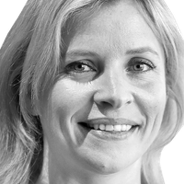 هايلي سكيركا صورة المؤلف هايلي سكيركا صورة المؤلف