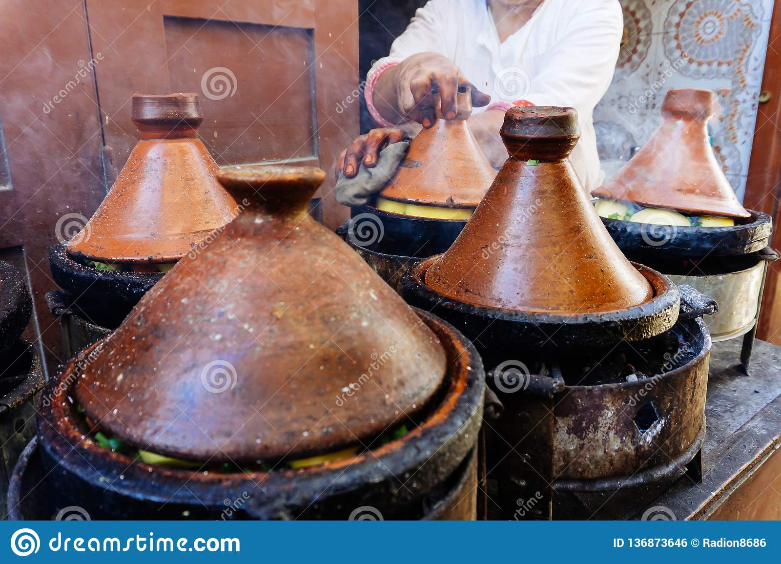 moroccan-tagine-tajin-street-food-morocco-marrakesh-national-traditional-cuisine-morocco-north-africa-moroccan-136873646.jpg