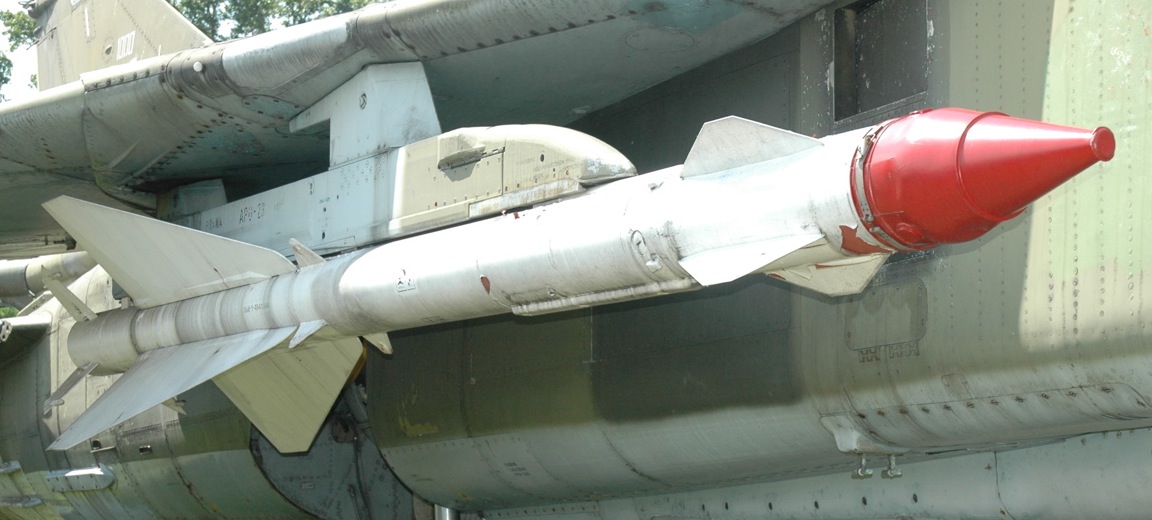 R-23T_missile_on_MiG-23_underwing_pylon.jpg