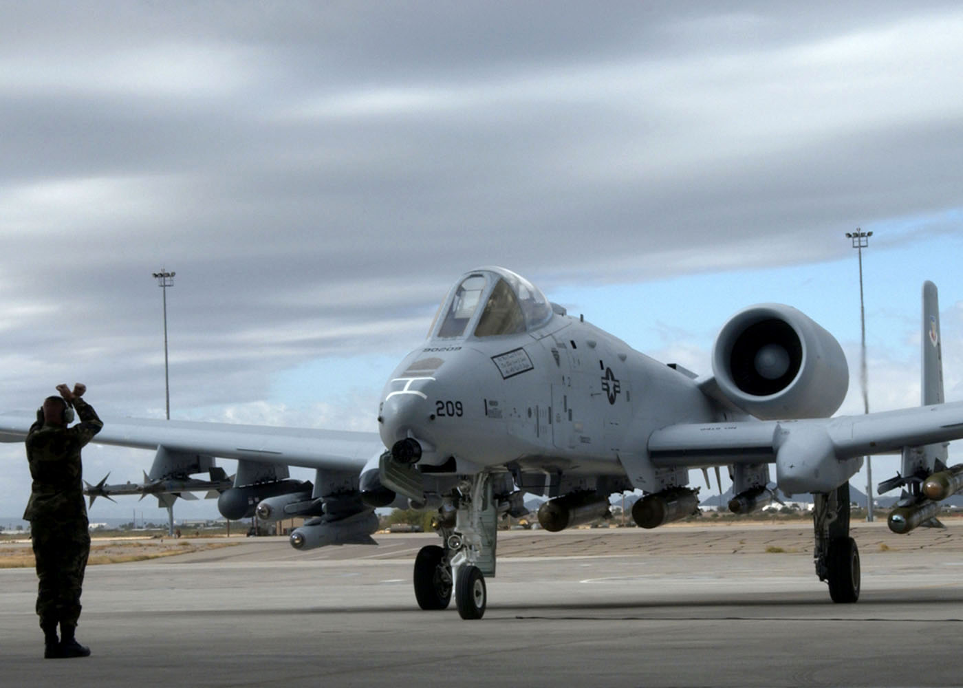 A-10C_arrives_in_Davis-Monthan.jpg