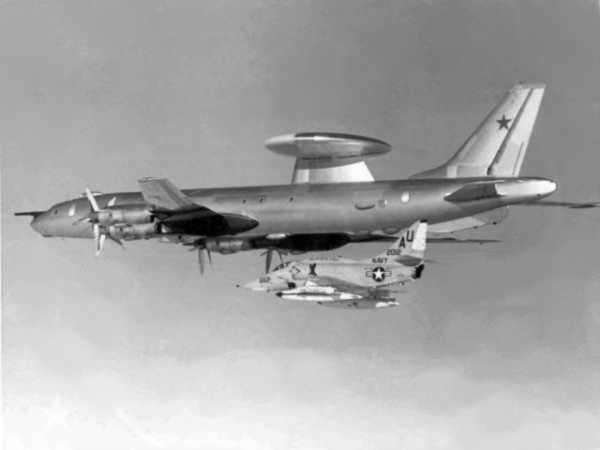 A-4_VA-45Det1_CVS-11_intercept_Moss_NAN8-73.jpg