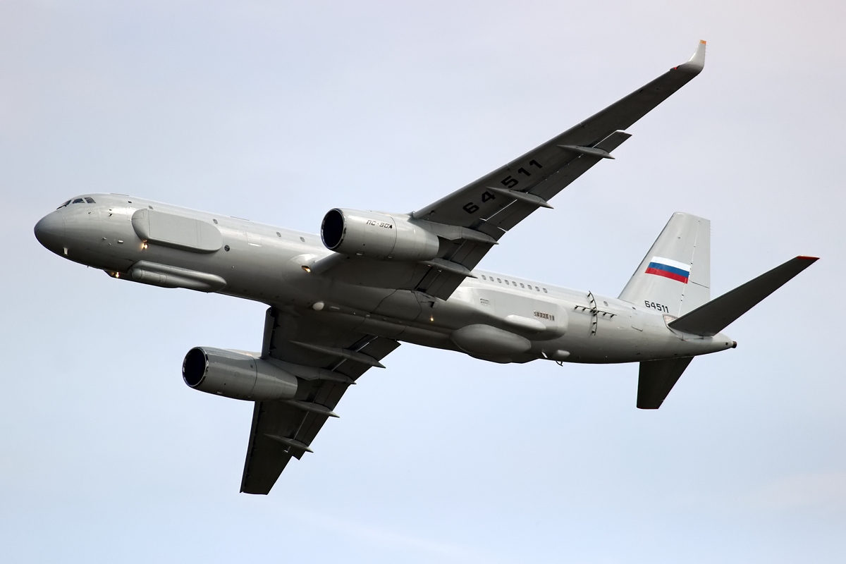Tupolev_Tu-214R_inflight.jpg