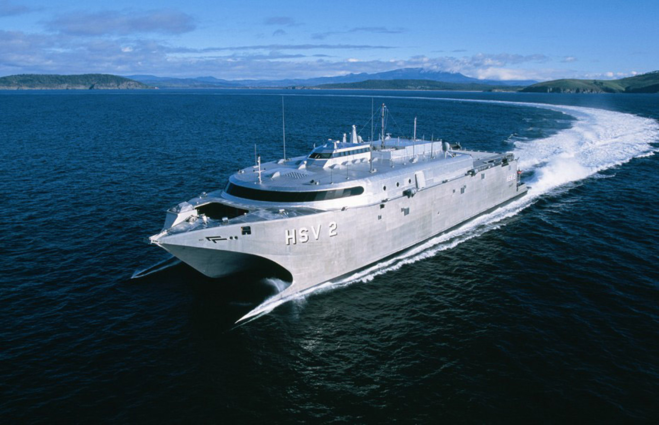 US_Navy_031104-N-0000S-001_High_Speed_Vessel_Two_(HSV_2)_Swift_is_participating_in_the_West_African_Training_Cruise.jpg