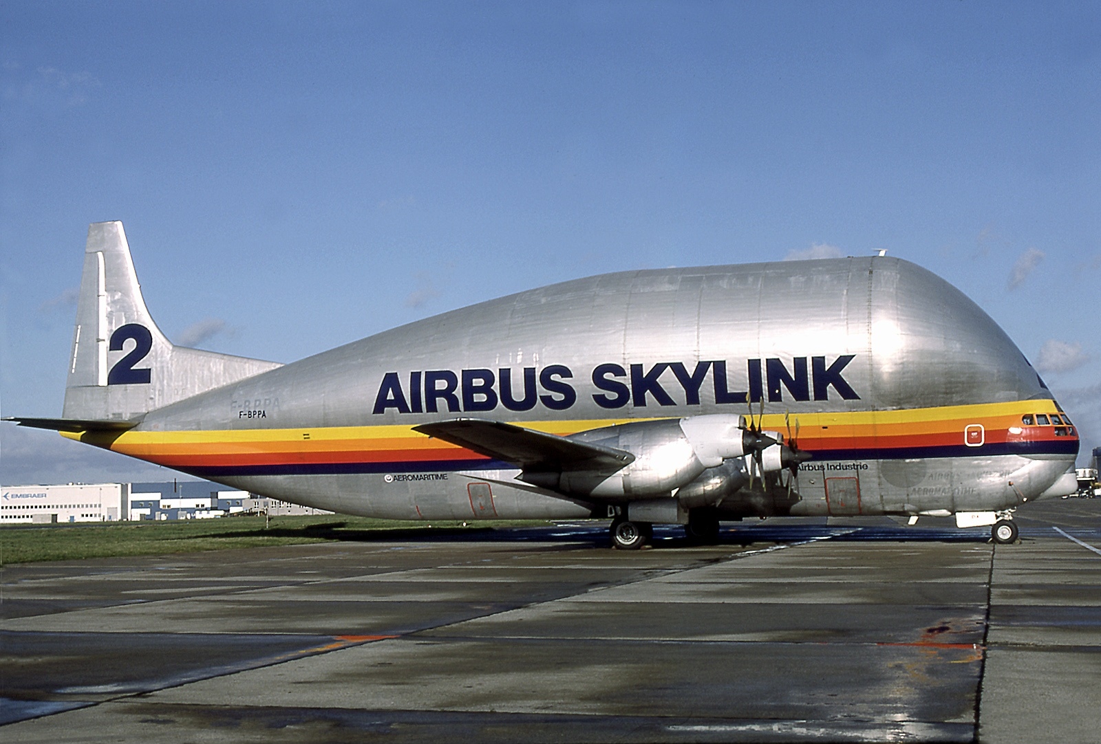 Aero_Spacelines_377SGT_Super_Guppy_Turbine%2C_Airbus_Skylink_AN0586290.jpg