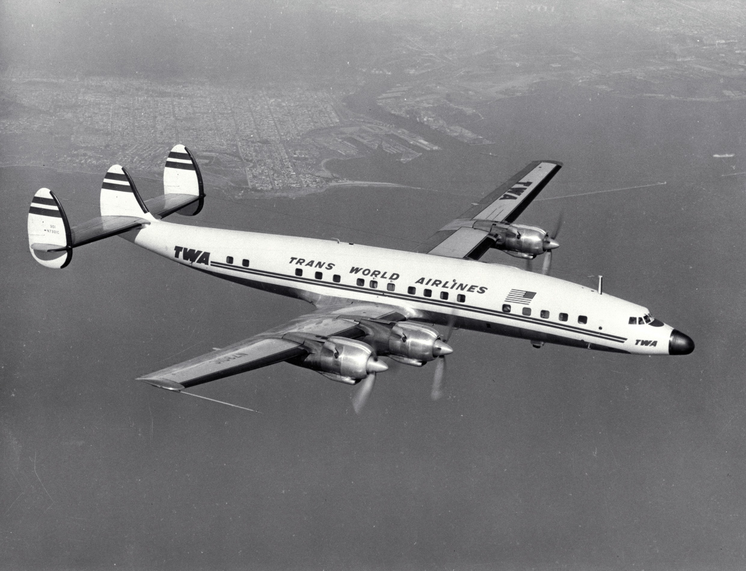 Lockheed_L-1649_Constellation_TWA.jpg