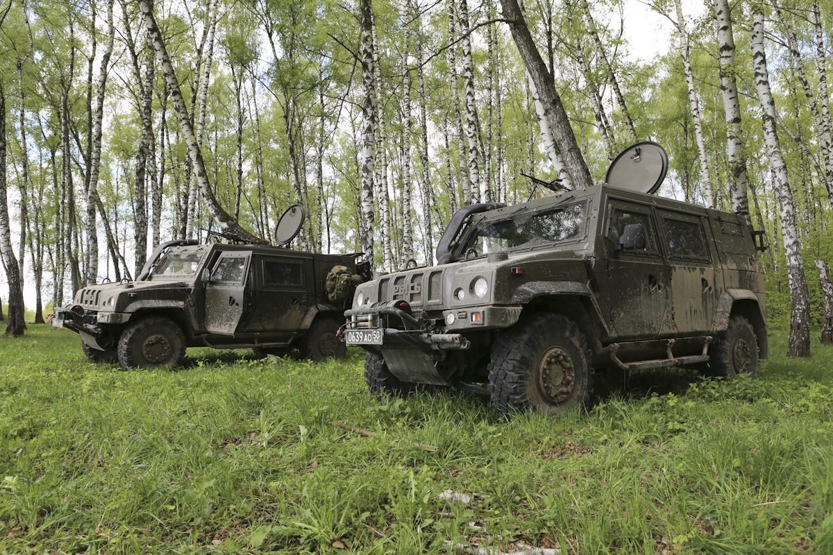 Iveco_LMV_Lynx_of_the_Russian_Airborne_Troops_01.jpg