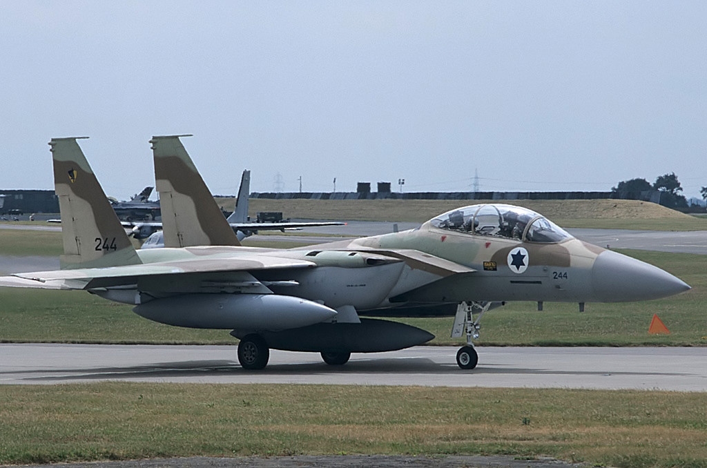 Boeing_F-15I_Ra%27am%2C_Israel_-_Air_Force_AN1061389.jpg