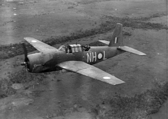 Vengeance_bomber_of_12_Sqn_RAAF_in_flight_1943.jpg