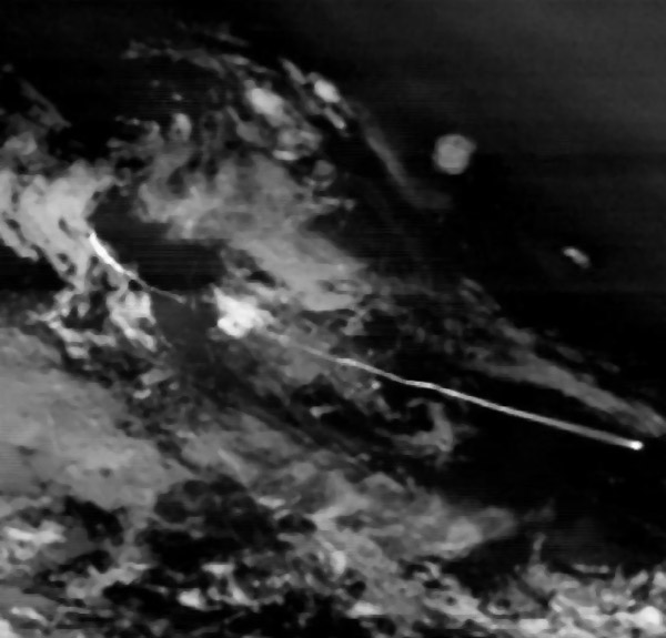 Infrared_satellite_imagery_depicts_a_missile_launch_through_the_clouds.jpg