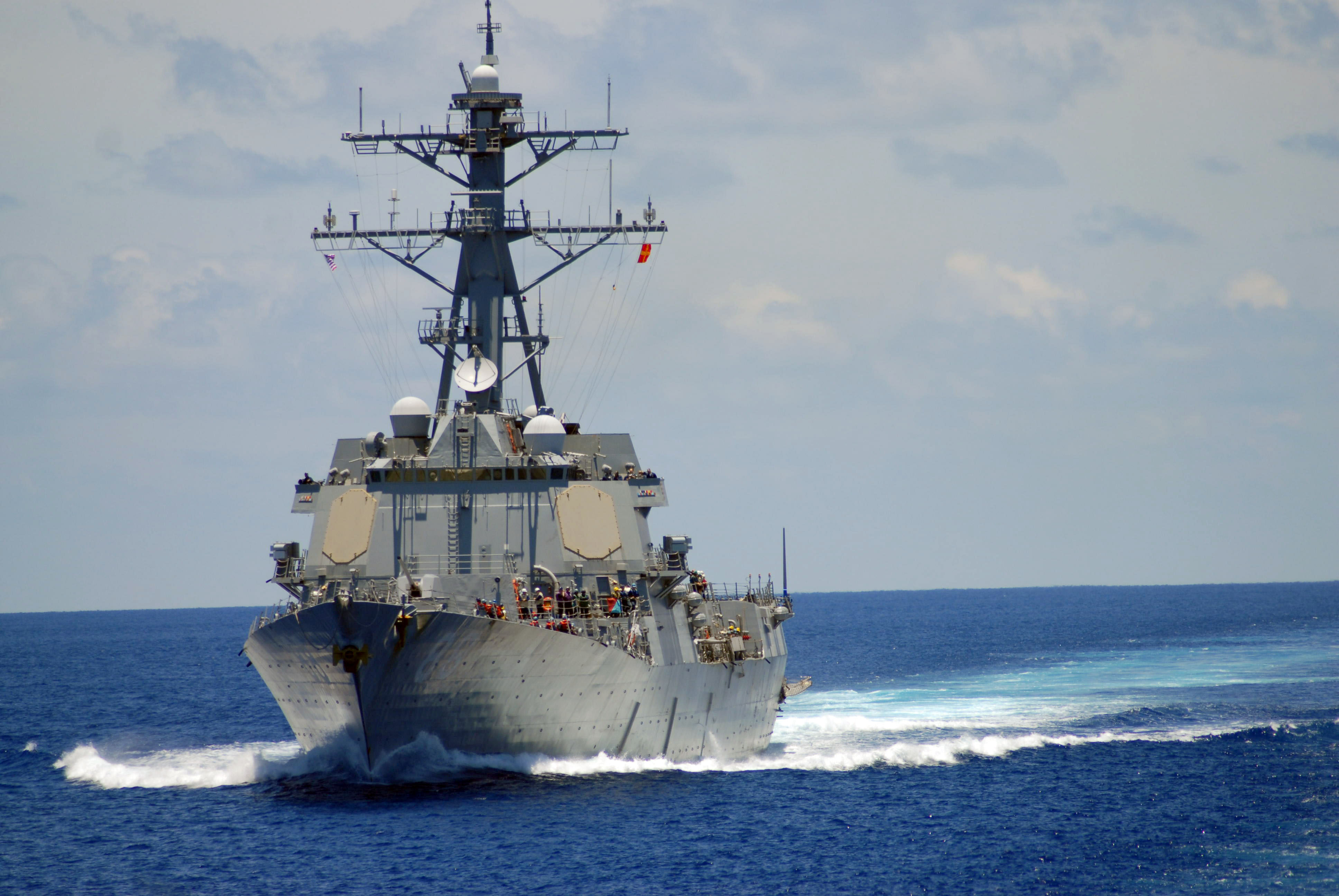 US_Navy_070726-N-7498L-043_The_guided-missile_destroyer_USS_Preble_%28DDG_88%29_commences_its_approach_along_side_Military_Sealift_Command_fast_combat_support_ship_USNS_Bridge_%28T-AOE_10%29_to_receive_fuel_and_supplies_during_a_replen.jpg
