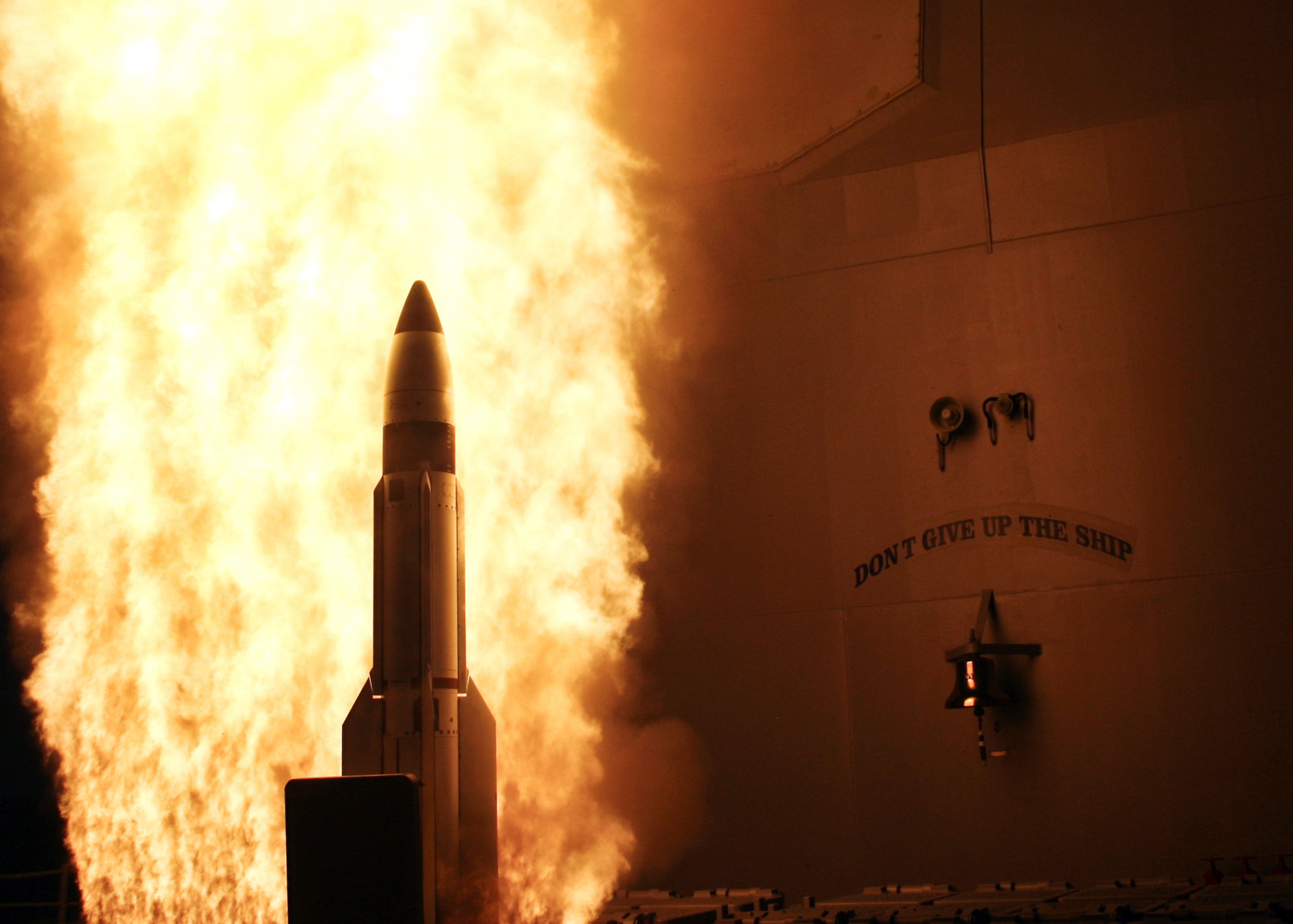 SM-3_ignition_for_a_satellite_destruction_mission.jpg