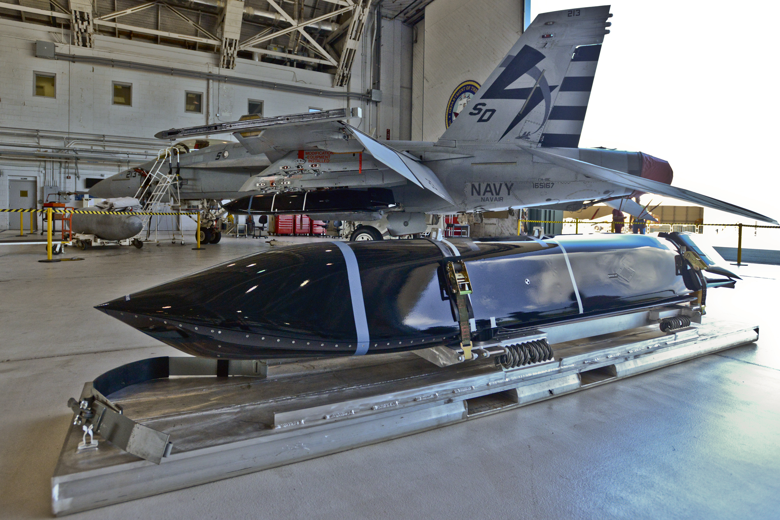 A_LRASM_at_NAS_Patuxent_River_2015_Aug._12%2C_2015.jpg