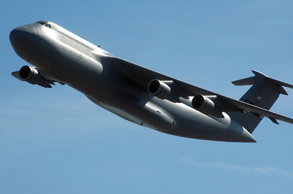 1024px-C-5_Galaxy_-_060505-F-0000J-002.jpg