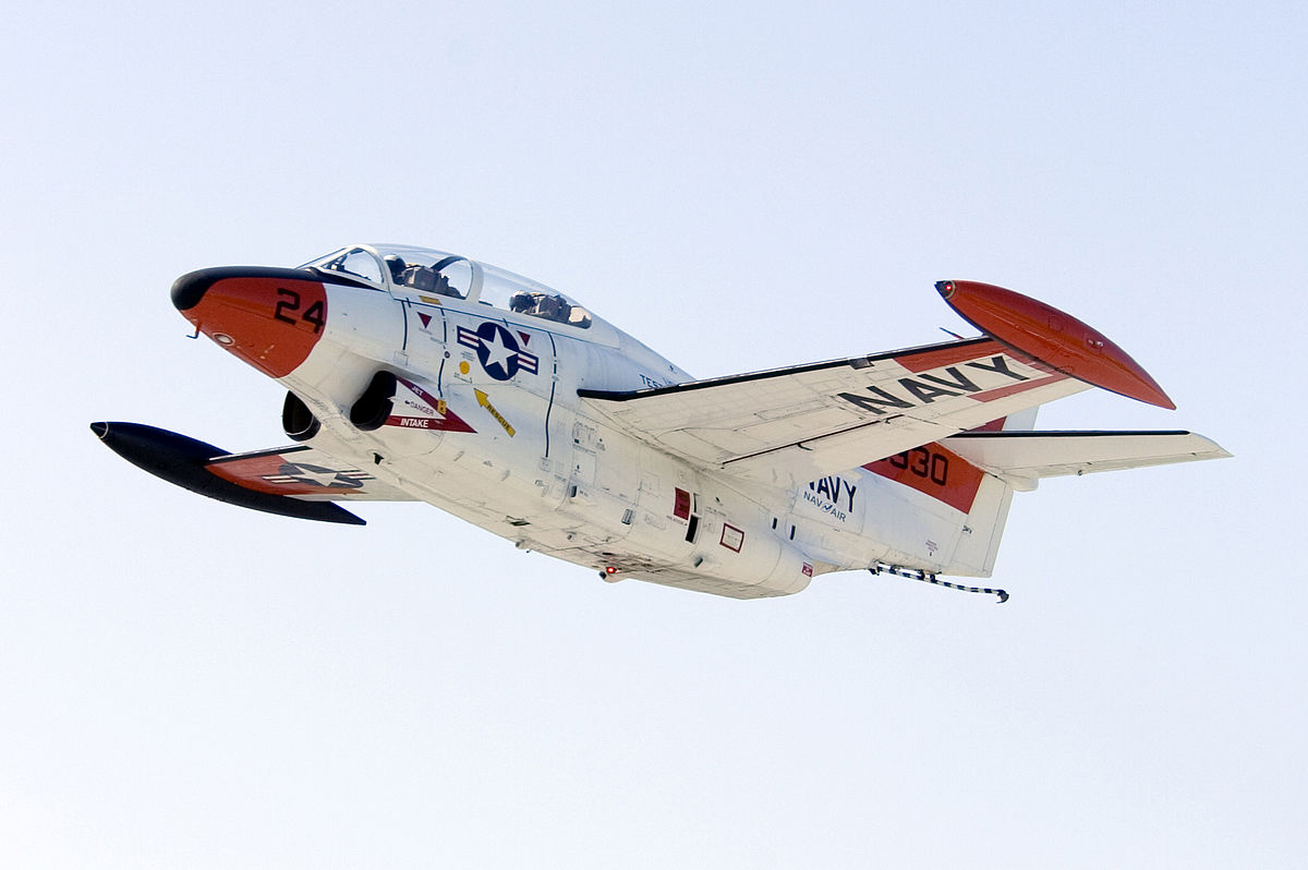 1200px-T-2C_Buckeye_Pax_River.jpg