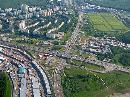 435px-Approaching_Vnukovo..._%282554092113%29.jpg