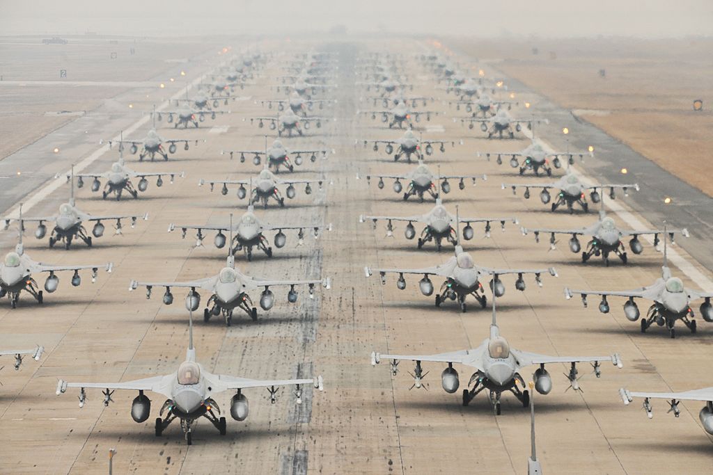 1024px-F-16_Kunsan_AB_Elephant_Walk.jpg