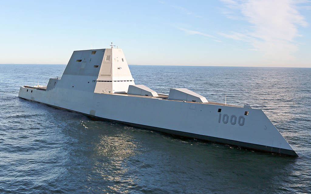 1024px-Future_USS_Zumwalt%27s_first_underway_at_sea.jpg