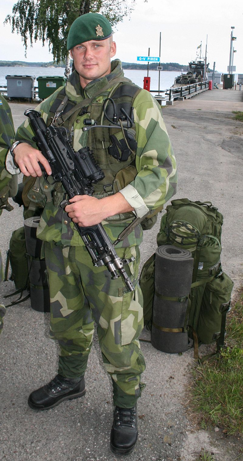 800px-Soldier_at_Berga_navy_base%2C_Sweden.jpg