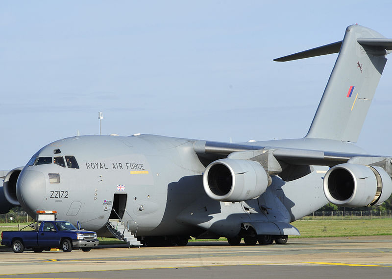 800px-Royal_Air_Force_C-17_August_2010.jpg