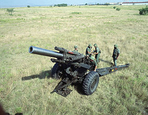 300px-USArmy_M114_howitzer.jpg