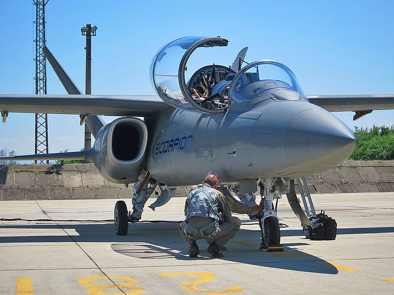 800px-Textron_AirLand_Scorpion_pre_flight_check.JPG