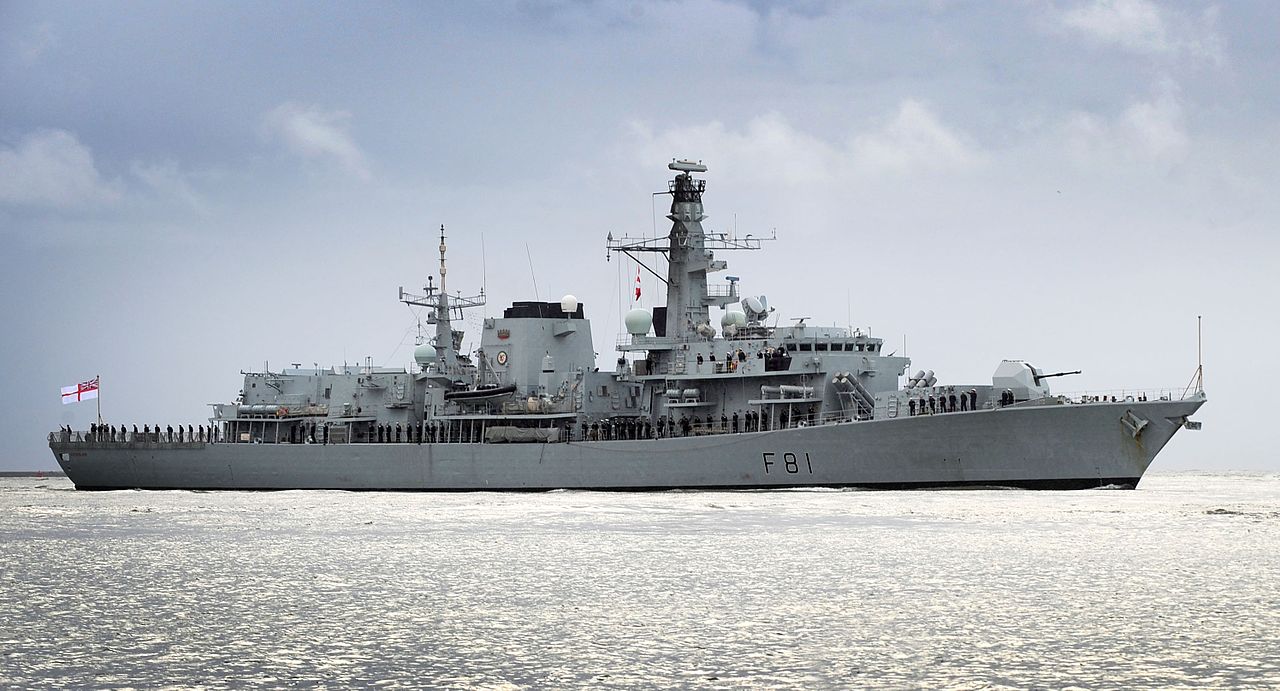 1280px-HMS_Sutherland_%28F81%29_MoD.jpg