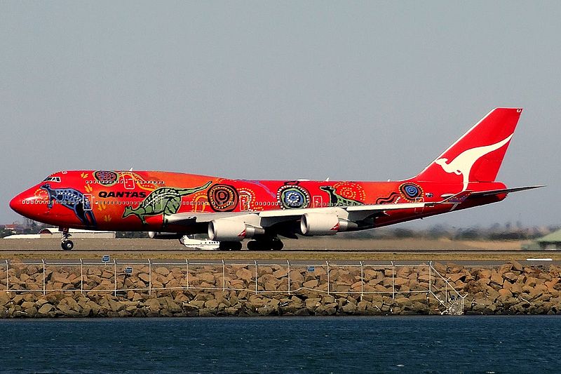 800px-Qantas_Boeing_747-400ER.JPG