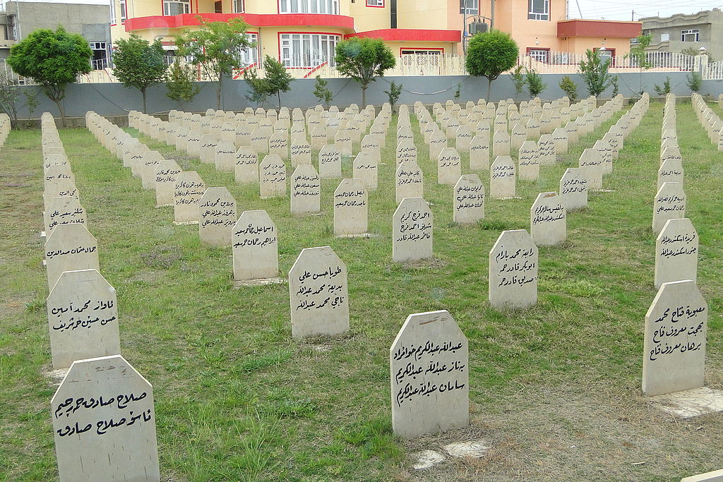 1024px-Family_Graves_for_Victims_of_1988_Chemical_Attack_-_Halabja_-_Kurdistan_-_Iraq.jpg