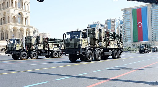 512px-Military_parade_in_Baku_June_26%2C_2018_%282%29.jpg