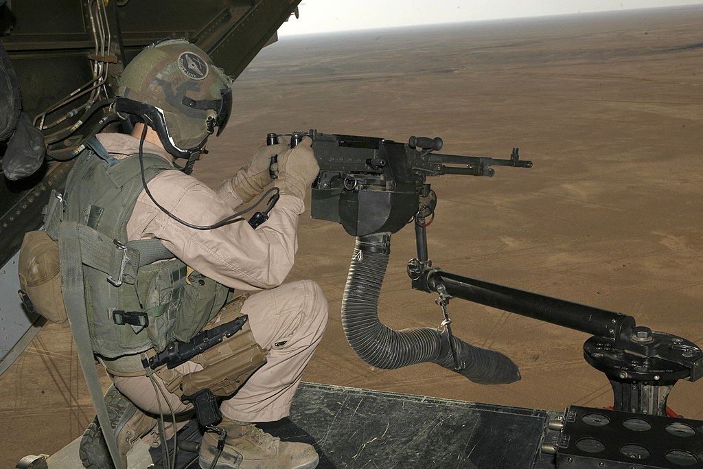 1024px-V-22_M240_machine_gun.jpg