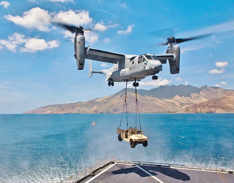 800px-MV-22_conducts_external_lift_from_USNS_Sacagawea.JPG