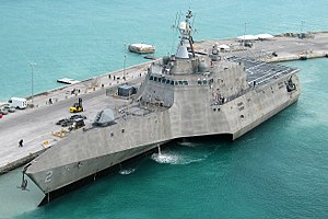 300px-USS_Independence_%28LCS-2%29_at_Naval_Air_Station_Key_West_on_29_March_2010_%28100329-N-1481K-298%29.jpg