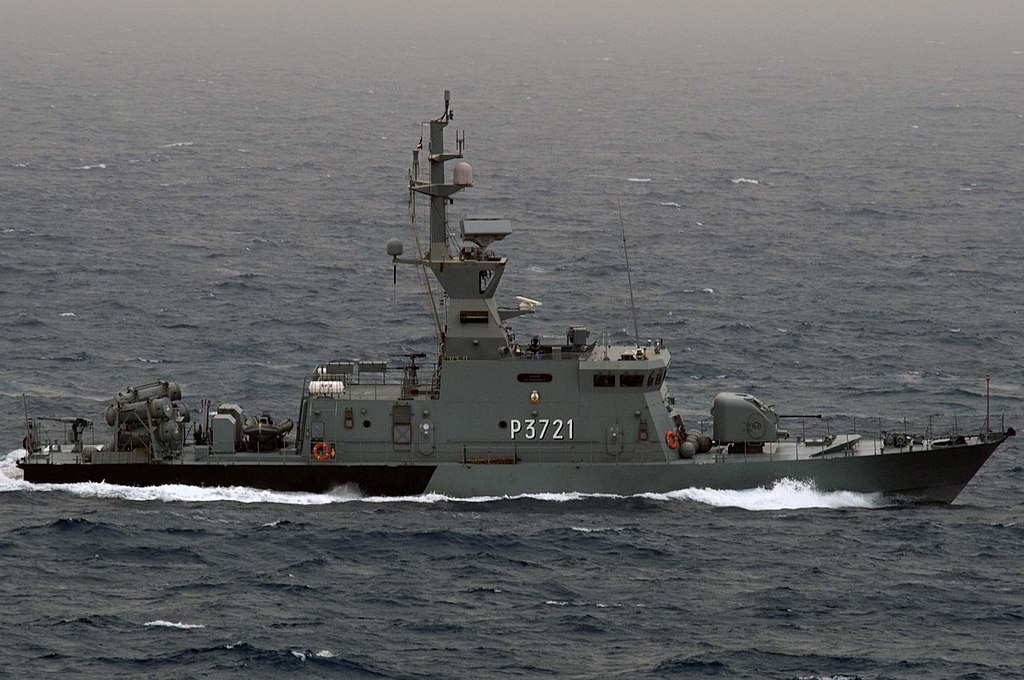 1024px-Al-Fahaheel-%28P3721%29-130521-N-GZ984-197-crop.jpg