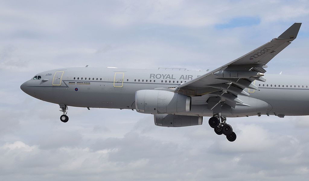 1024px-Airbus_Voyager_of_the_RAF_arrives_Fairford_7Jul2016_arp.jpg