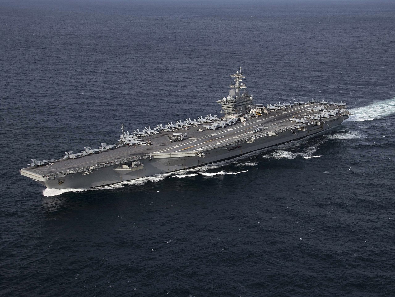 1280px-USS_Abraham_Lincoln_%28CVN-72%29_underway_in_the_Atlantic_Ocean_on_30_January_2019_%28190130-N-PW716-1312%29.JPG