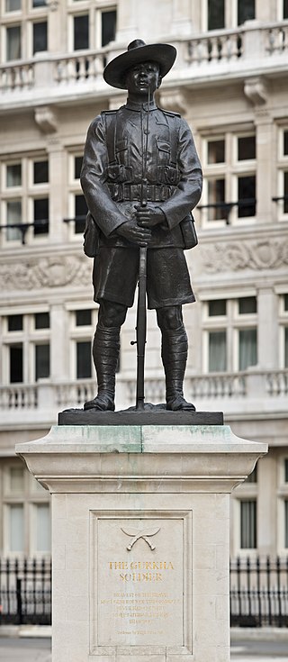 320px-Gurkha_Soldier_Monument%2C_London_-_April_2008.jpg