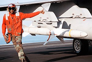 300px-AGM-88_HARM_on_FA-18C.jpg