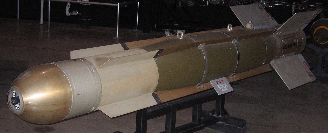 1280px-GBU8GlideBomb.jpg