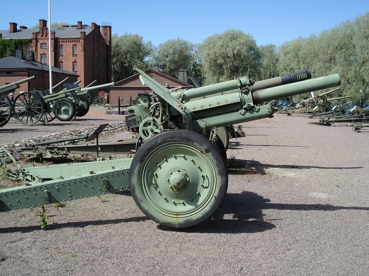 1280px-M30_hameenlinna_side.jpg
