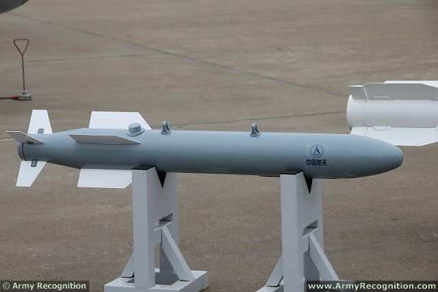 FT-9_50_50kg_bomb_for_drone_AirShow_China_2014_International_defense_aviation_aerospace_exhibition_Zhuhai_001.jpg