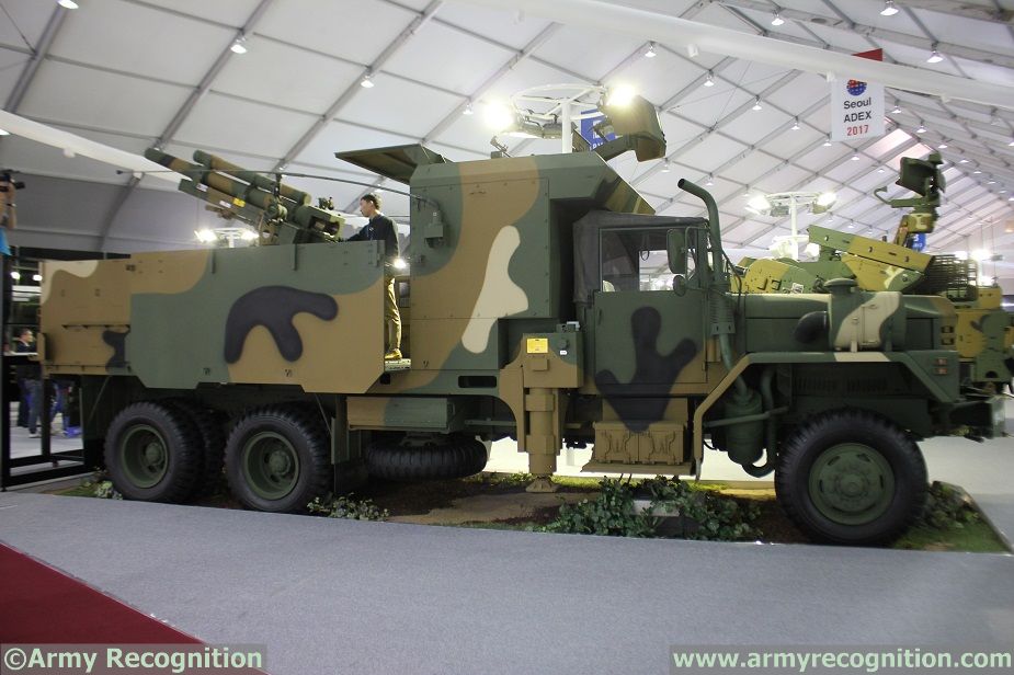 Hanwha_Land_Systems_K105HT_ADEX_2017_news_1.jpg