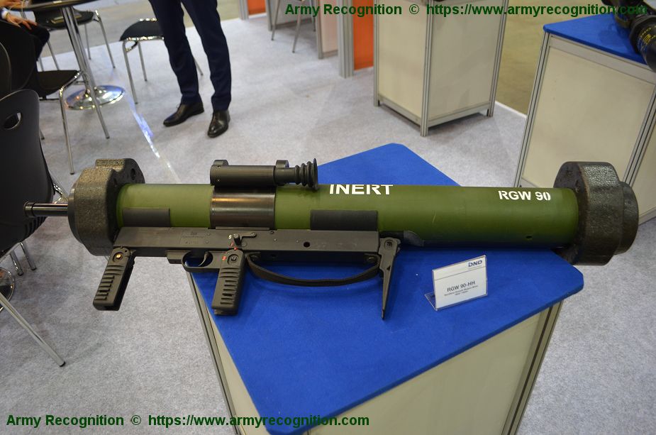 RGW_90_Dynamit_Nobel_Defence_anti-tank_weapon_DX-Korea_2018_defense_exhibition_South_Korea_925_001.jpg