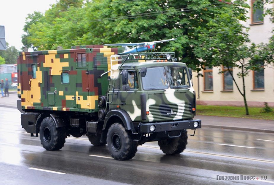 Busel_MB_on_MAZ_5316_4x4_military_truck_at_Belarus_military_parade_July_3_2018_925_001.jpg