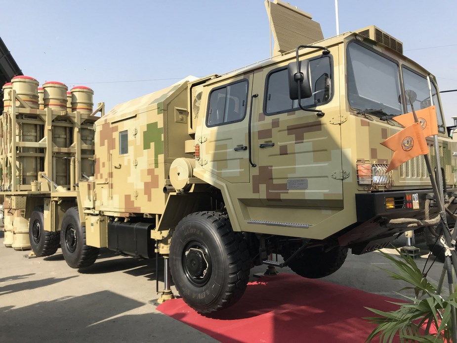 Pakistan_first_fire_of_LY-80_Lomads_air_defense_missile_1.jpg.JPG