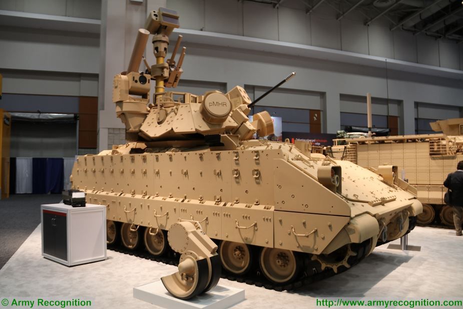 BAE_Systems_presents_Bradley_M-SHORAD_mobile_air_defense_vehicle_at_AUSA_2017_925_001.jpg