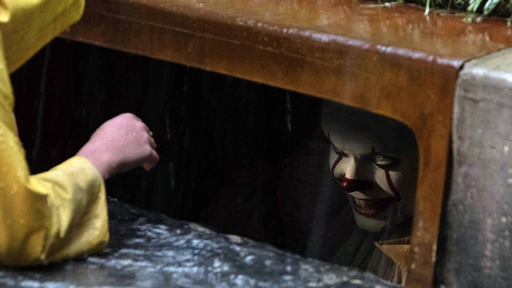 pennywise-sewer.jpg