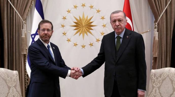الرئيس الإسرائيلي يزور تركيا لتحسين العلاقات مع تزايد الاهتمام بالغاز |  اقتصاد مال و اعمال السوريين