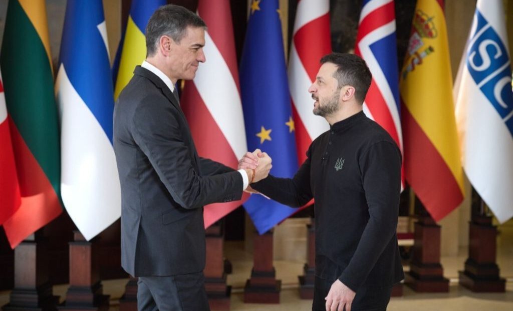 www.euractiv.com